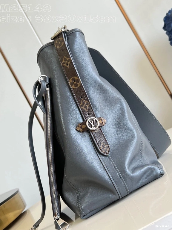 Cheap x VUITTON CarryAll LOUIS 30 39 15cm x MM- 0823